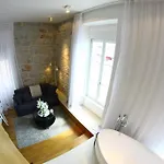The Bridge Luxury Апартаменты *