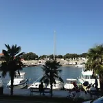 Апартаменты The Bridge Luxury *