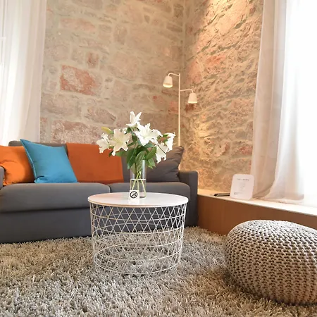 The Bridge Luxury * زادار