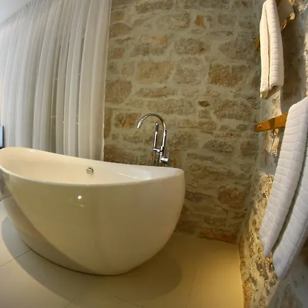 The Bridge Luxury * Ζαντάρ