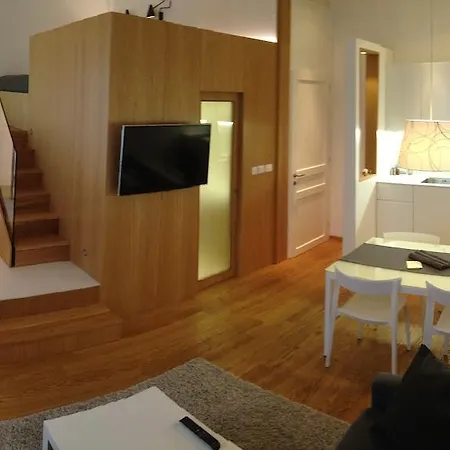 The Bridge Luxury Ζαντάρ