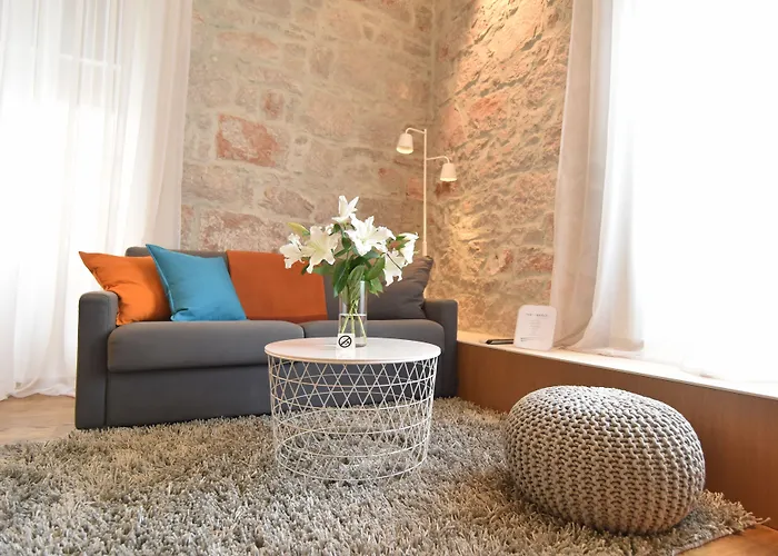 The Bridge Luxury * Zara