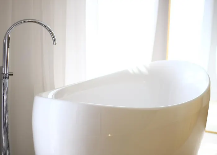 The Bridge Luxury Zara